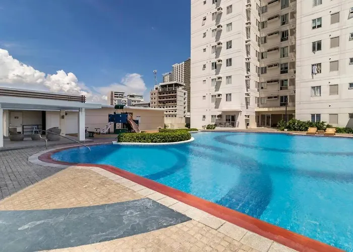 Urban Retreat At Avida Tower