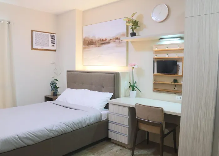 Urban Retreat At Avida Tower *